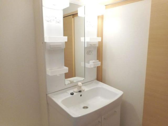 ウエストピークⅣの独立洗面台|洗面所