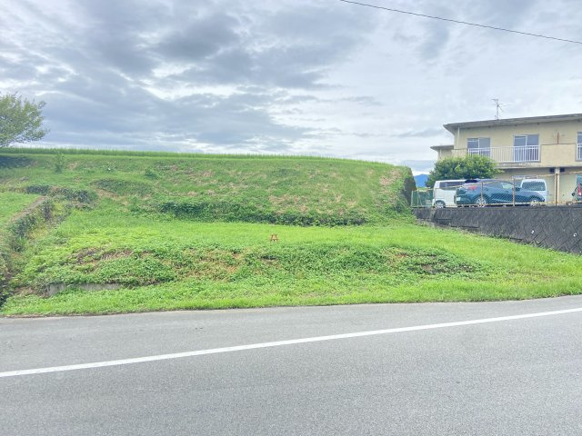 【前面道路含む現地写真】 | 菊池市片角　土地47坪　 | 2023年8月撮影