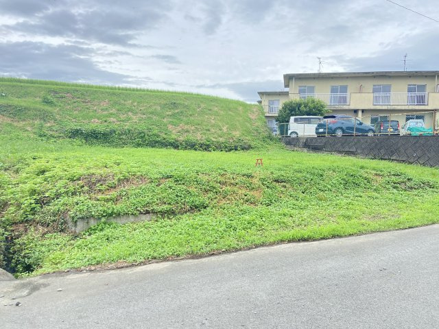 【前面道路含む現地写真】 | 菊池市片角　土地47坪　 | 2023年8月撮影