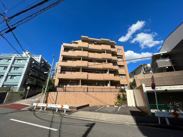 アルル覚王山