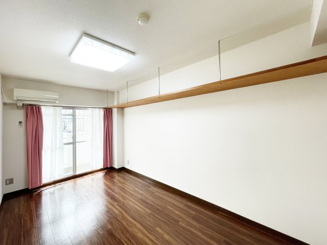 元木ハイツの居間・リビング