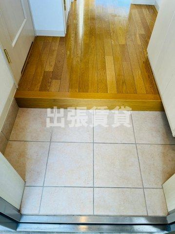 仲介手数料0円クイーンズ・スクエアの玄関