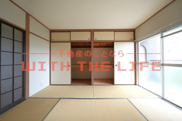 レジデンス花畑南【キャッシュバック対象物件】の収納|ちょっとした収納スペースも充実しています