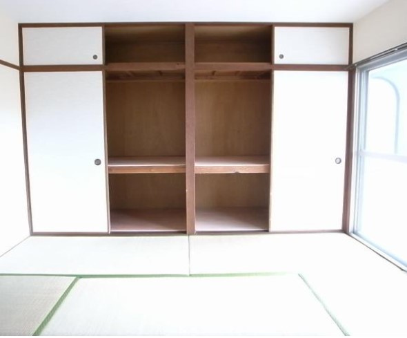 レジデンス花畑南【キャッシュバック対象物件】の収納|専用の収納スペースです