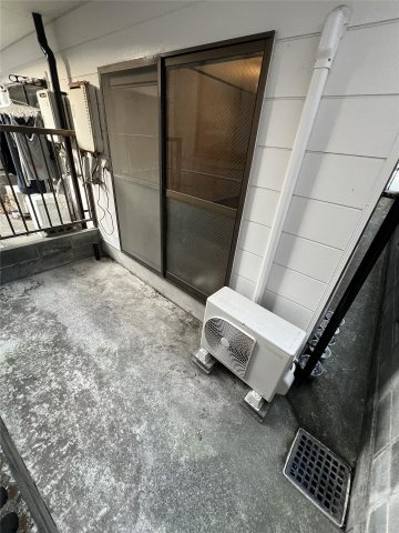 井ノ口ビル【キャッシュバック対象物件】のバルコニー|落ち着いた時間を過ごせるバルコニーです