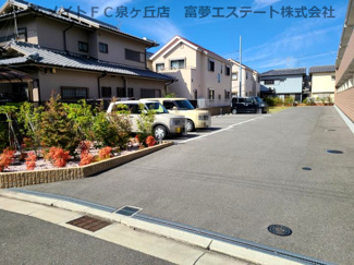 【駐車場】