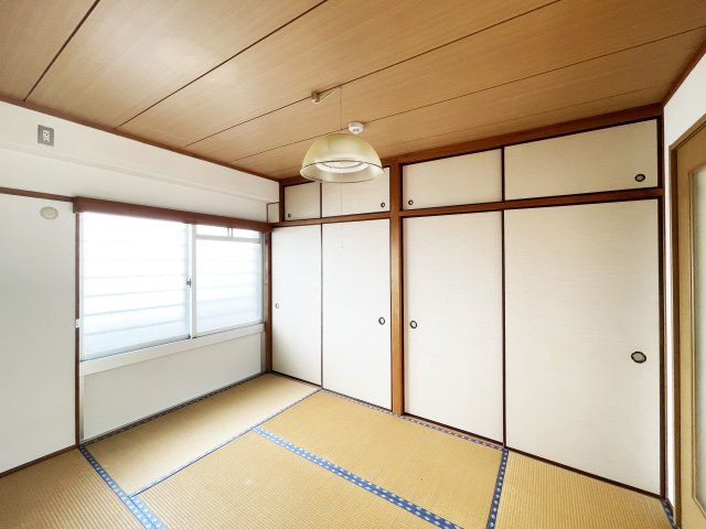 葵ハイツ冨永の和室