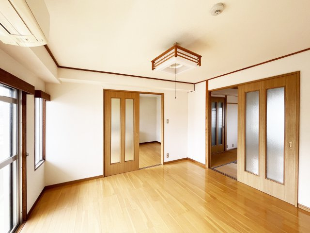 葵ハイツ冨永の居間・リビング