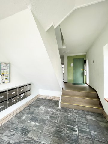 葵ハイツ冨永のロビー