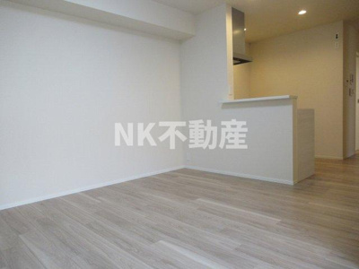 【居間・リビング】 | メゾン西村（高井田賃貸） | 居間です