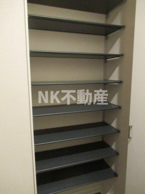 【収納】 | メゾン西村（高井田賃貸） | シューズボックスです