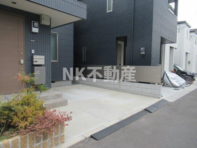 【駐車場】 | メゾン西村（高井田賃貸） | エントランスです