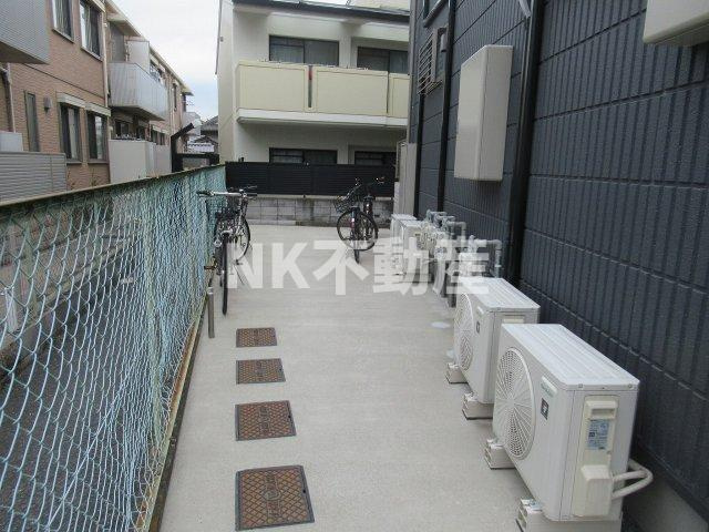 【ロビー】 | メゾン西村（高井田賃貸） | 駐輪スペース