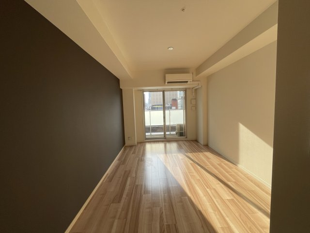 スプランディッド淀屋橋DUEの洋室