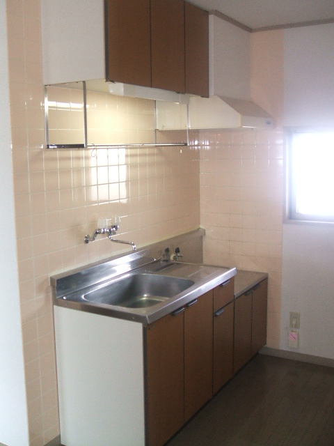 サンシャインコート東合川　のキッチン|コンパクトなキッチンで掃除もラクラク