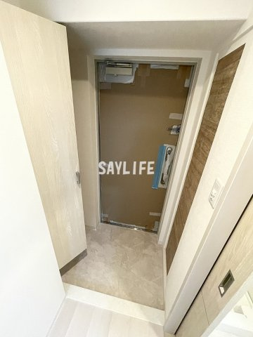 サン　シエロ東今里の玄関