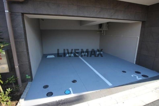 【駐車場】