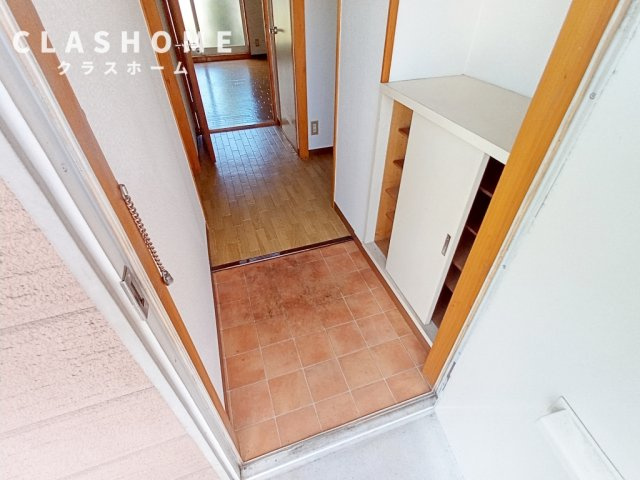 メンデルスゾーンのトイレ|同物件の別部屋になります。