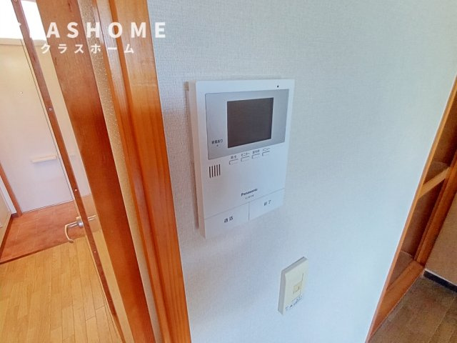 メンデルスゾーンの居間・リビング|同物件の別部屋になります。