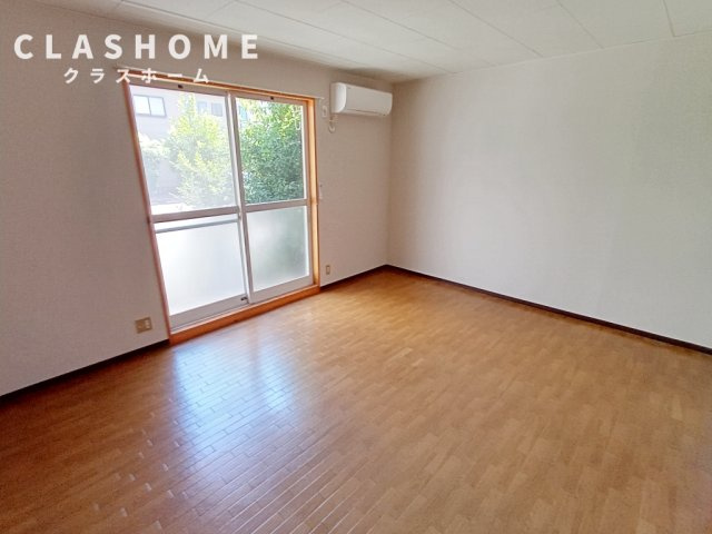 メンデルスゾーンの玄関|同物件の別部屋になります。