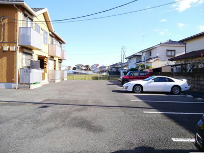 【駐車場】 | ディアコート結城B | 駐車場
