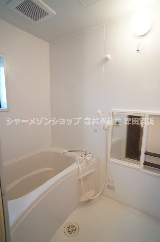 グランドールの浴室|※他号室の写真となります。