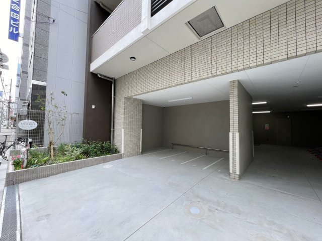 プライムアーバン南森町のエントランス
