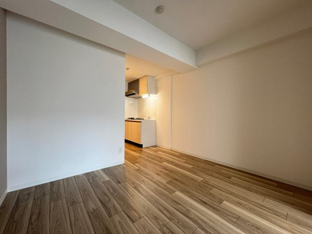 プライムアーバン南森町の洋室