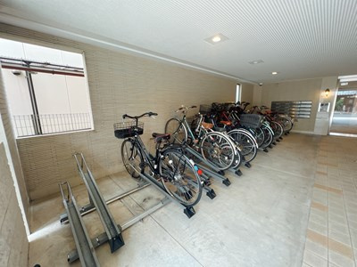 【駐車場】 | エルザセンティア筒井