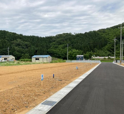 【前面道路含む現地写真】 | 越前市広瀬町 　分譲地5
