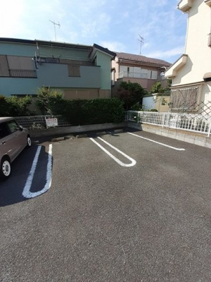 【駐車場】 | アルモニー | カースペースがあります