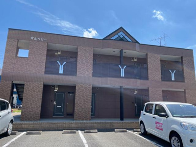 【外観】 | マルベリー | 外観写真（昼）