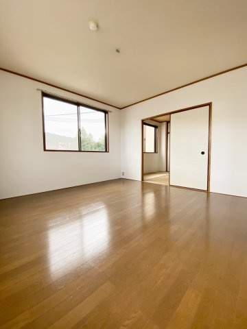 【洋室】 | マンションニューハマⅡ