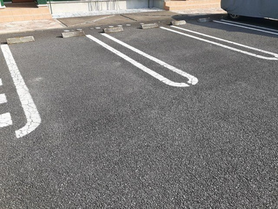 【駐車場】 | キャッスルアヴェニューＣ | 車をお持ちの方に嬉しい駐車場付きの物件です