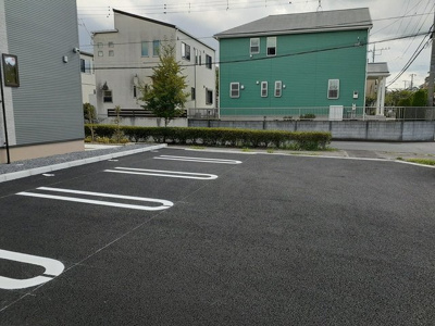 【駐車場】 | ソレイユパーク | 駐車場があるので、車を買う予定の方も安心です