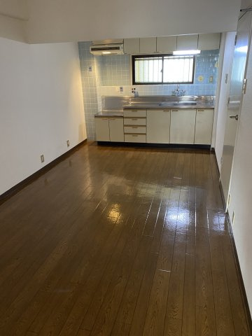 【居間・リビング】 | マンションニューハマ1