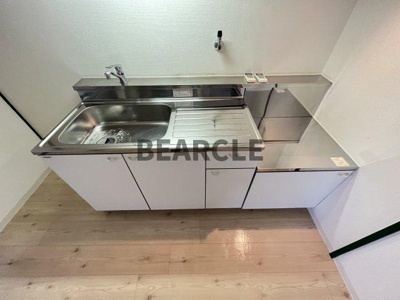 【キッチン】 | コーポラス大洋向島 | お料理しやすいキッチンです