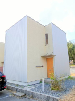 【庭】 | アーバンヒルズ　戸建　3ＬＤＫ | お庭も活用できます