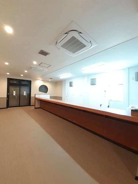 飯田町店舗の内装|現入居者の前の内装です。