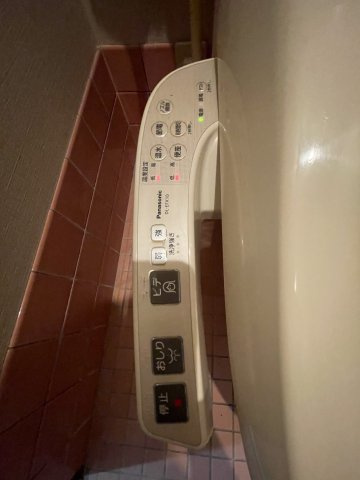 飯田町店舗の設備|現入居者の前の内装です。