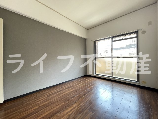 ラ・フォーレ高井田の居間・リビング|居間です