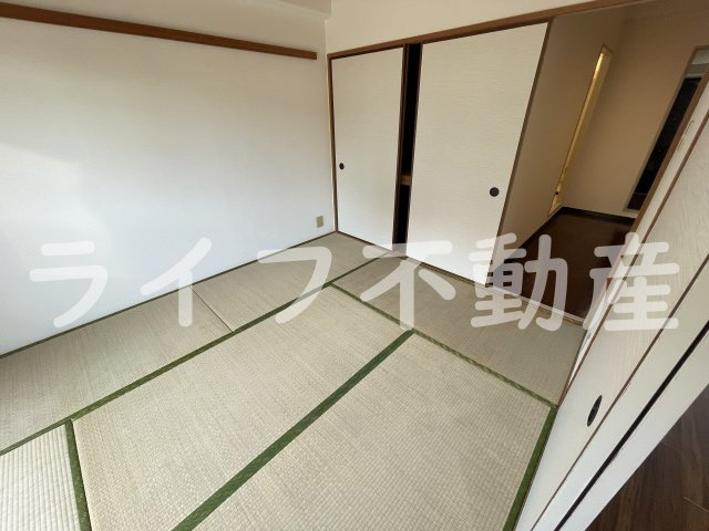 ラ・フォーレ高井田の寝室|ゆとりの広さです