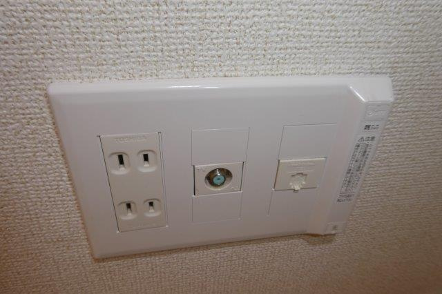 サンフラワーＫの設備|ＴＶジャック・電話モジュラー