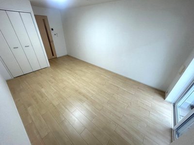 【洋室】 | 伸宅