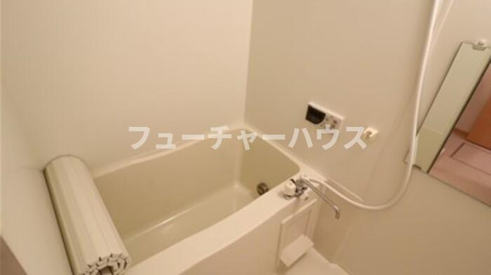 ピアステージの浴室