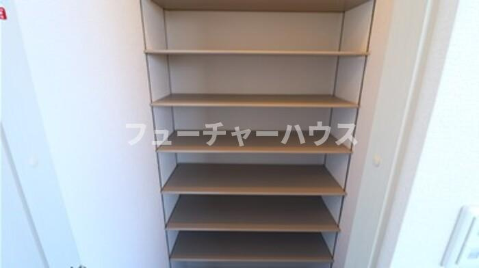 グランディールⅢの玄関