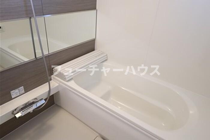 コーポプルメリアの浴室