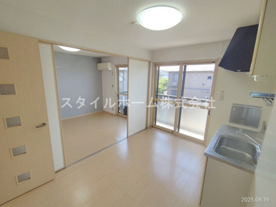 【居間・リビング】 | ラークハイム三蔵子A