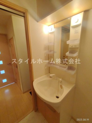 【洗面所】 | ラークハイム三蔵子A