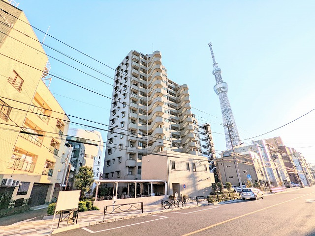コスモ向島シティフォルムの外観